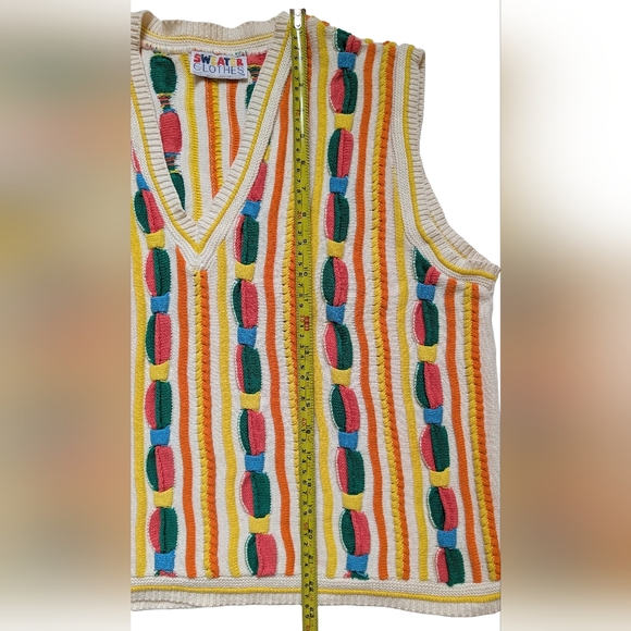 Vintage Coogi-Style V-Neck Sweater Vest, Cotton, Unisex Size L, Cricket Jumper - Picture 10 of 10